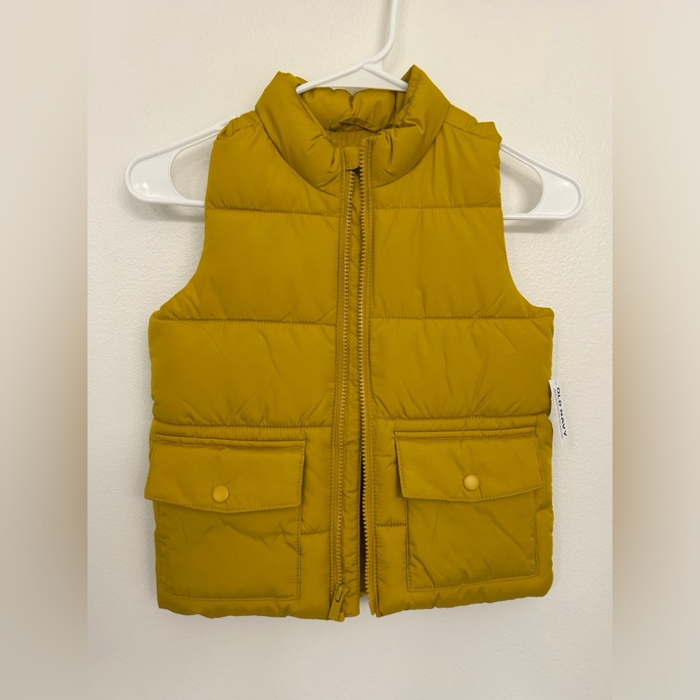 Puffer Vest (Size 5T)